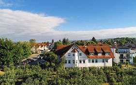Apfelbluete Bed & Breakfast 8 Km Vom Bodensee