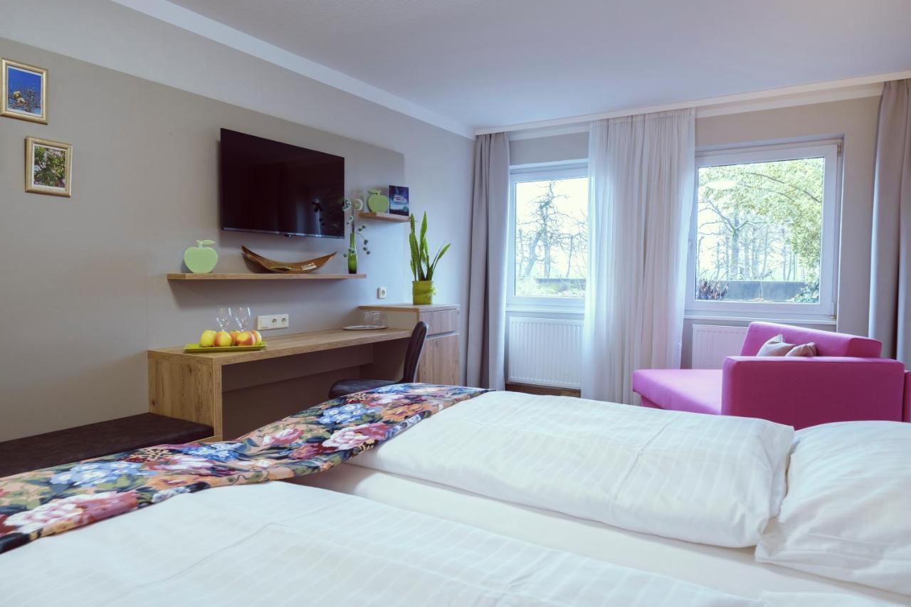 Apfelbluete Bed & Breakfast 8 Km Vom Bodensee Salem  Exterior photo